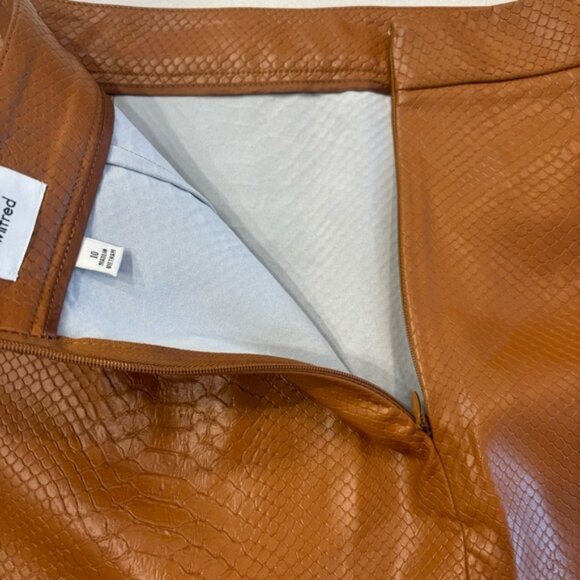 NWT ARITZIA Wilfred Patio Mini Skirt Vegan Python Leather Rich Chestnut Brown 10 - Picture 6 of 9